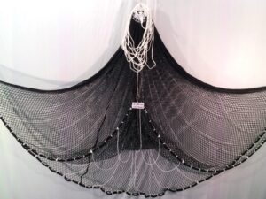 Throwing net 2,0 m/ Nylon 15 mm black knotless