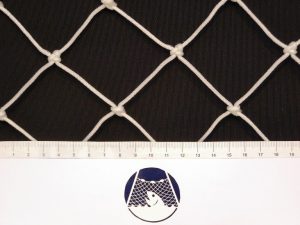 Baseball and softball net for highly exposed places (practice tunnels), Polyethylene 50/2,5 mm white
