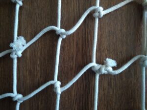 Hand-knitted nets – dekorative net, cotton 100/6 mm - 1