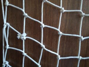 Hand-knitted nets – dekorative net, cotton 100/6 mm - 2