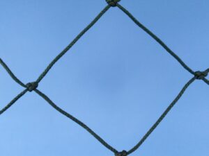Protection net, knotted, polyethylene – multifilament 100×100/3,0 mm dark green - 1