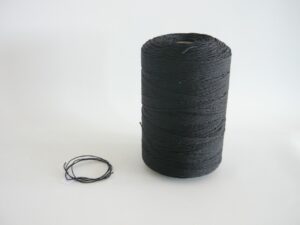 Polyethylene twine Ø 1,4 mm / 1 kg woven, black - 1