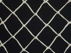 Machine-made netting polyprophylene knotted 50×50/3,0 mm white - 1