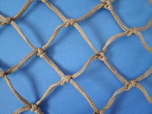 Machine-made netting polyprophylene knotted 45×45/3,0 mm brown